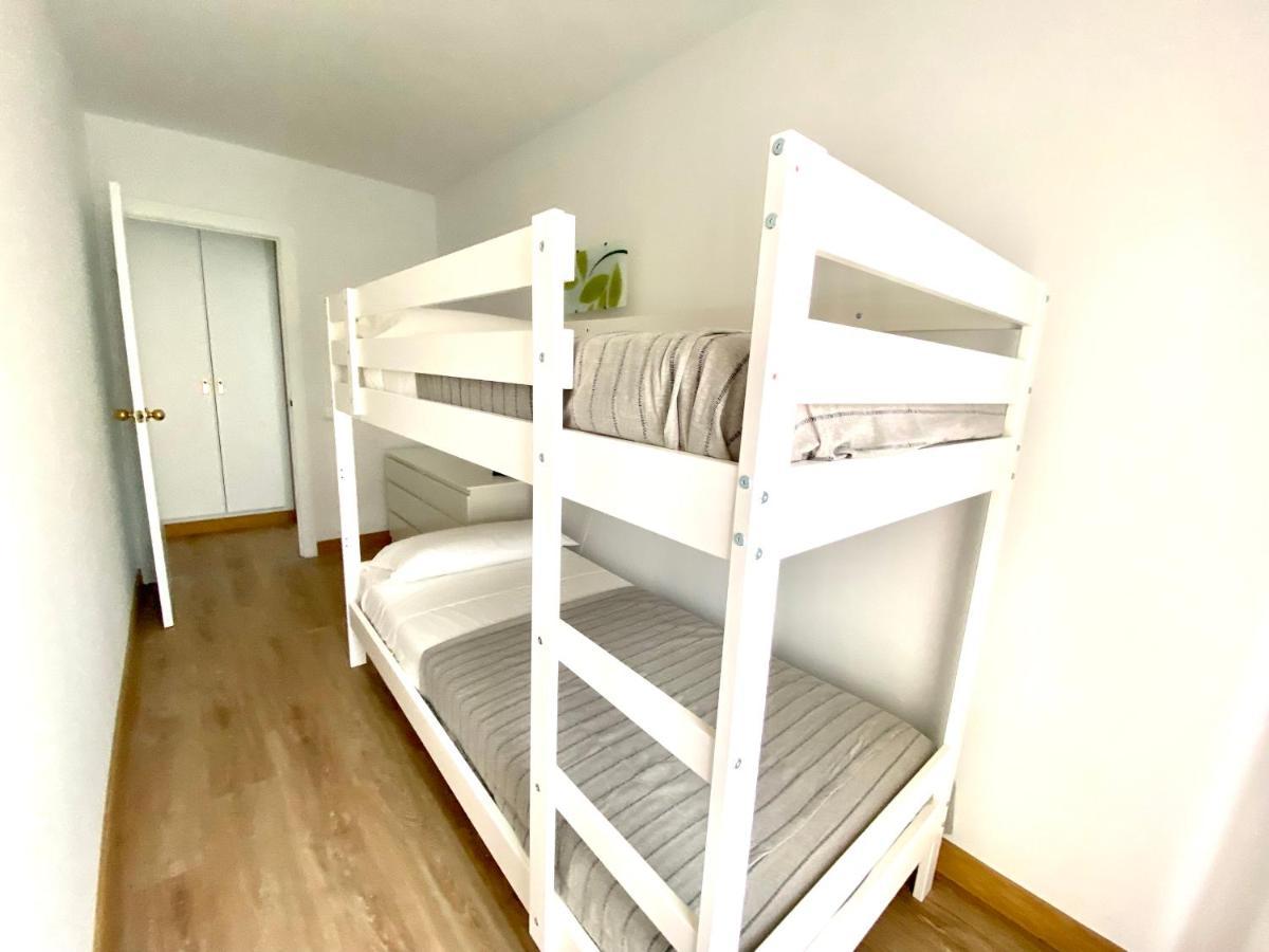 Apartamento Con 3 Habitaciones, Terraza Y Jardin Comunitario Con Piscina En Sant Antoni De Calonge Exterior photo